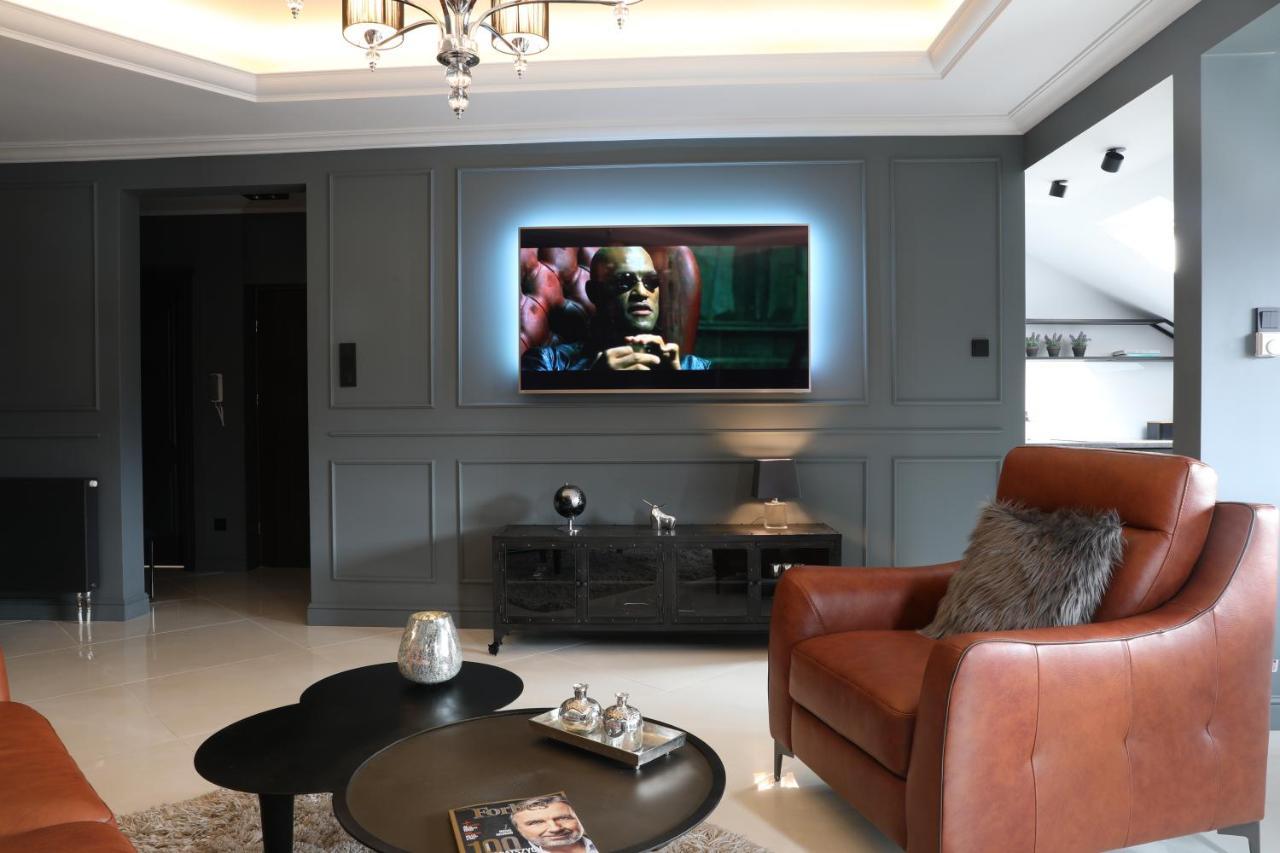 Czantoria View Apartment אוסטראון מראה חיצוני תמונה